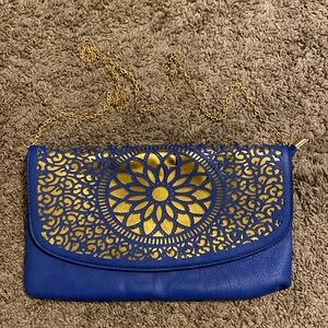 Blue gold crossbody
